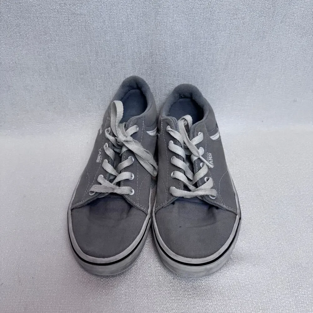 Vans Seldan Youth Size 4 Gray Classic look Canvas Low Top Trainer Sneakers